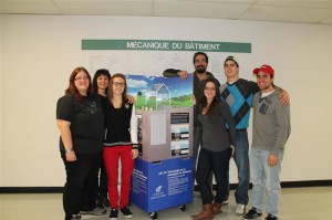 Les concepteurs du module : Erika Skjerven, l’enseignante Martine Thibault, Catherine Vaillancourt, Frédéric Titley, Andréeanne Sirois, Gabriel Montminy et Jean-Samuel Labbé-Côté. Absent sur la photo : William Charbonneau.