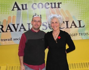 Les organisateurs du 7e Salon des ressources en travail social, les enseignants Yanick Descheneaux et France Guimond.
