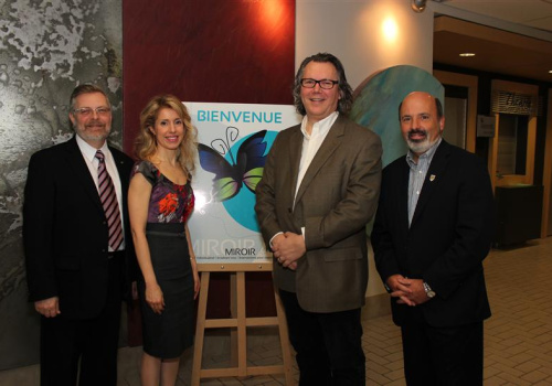 Raymond-Robert Tremblay, directeur général du Cégep de Trois-Rivières, Johanne Thibeault, enseignante au Cégep de Trois-Rivières et responsable du projet, François Guillemette, professeur au département des sciences de l'éducation à l'UQTR et Sylvain Delisle, vice-recteur aux études de premier cycle et au soutien académique à l'UQTR.