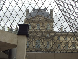 La verrière du Louvre