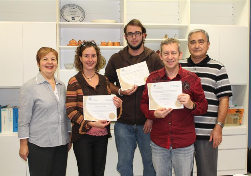 Michel G. Bérard, enseignant au département des Technologies du génie électrique, Marie-Hélène Paquet, attachée d'administration au service de Coopération et développement international du Cégep de Trois-Rivières, Julien Levac, gestionnaire de projets internationaux, Normand Beaumier, enseignant au département des Technologies du génie électrique, Lucie Comeau, la directrice des études