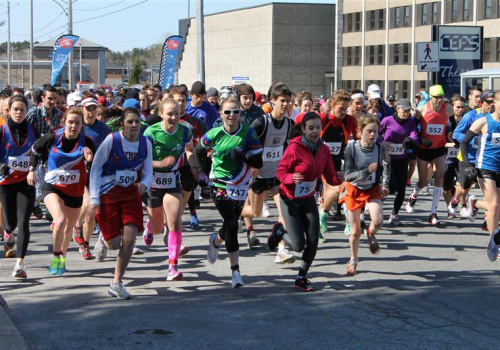 Les coureurs à la Course du printemps 2013