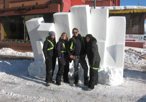 Concours intercollégial de sculpture sur neige de Rivière-du-Loup