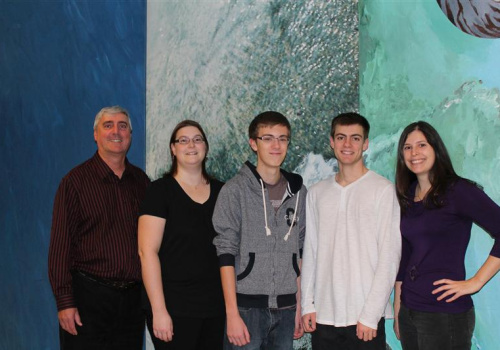 Réjean Paquet, Josianne Malenfant Tremblay, Samuel Lafontaine, Marc-Antoine Flageol, Stéphanie Blais. Absents sur la photo : Virginie Plourde et Patrick Boucher.