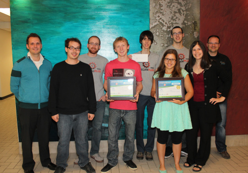 Les lauréats du Cégep de Trois-Rivières à la finale régionale du Concours québécois en entrepreneuriat. Sur la photo, Jean-Frédéric Bourassa, responsable régional du Concours québécois en entrepreneuriat, Simon Bouffard, Frédéric Saulnier, Vincent Arseneault, Étienne Blanchard, Léonie Matteau, Nicolas Rousseau, Stéphanie Blais, responsable en entrepreneuriat et Stéphane Bédard, enseignant.