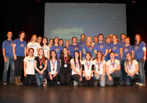 Les participants au Grand défi Pierre Lavoie 2013 sur scène