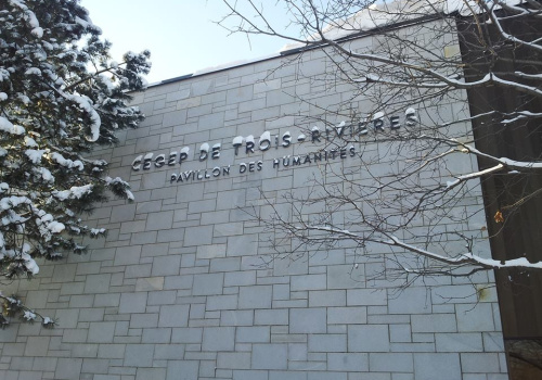 Façade du pavillon des Humanités du Cégep de Trois-Rivières