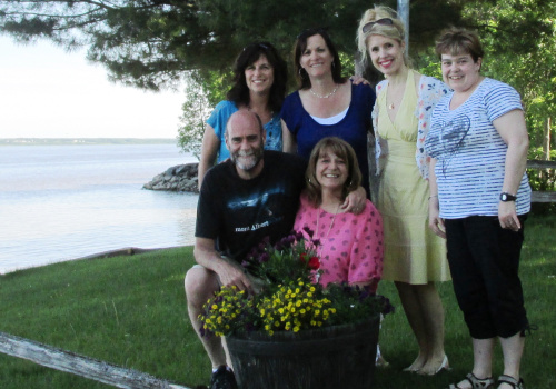 Les mentors du Cégep de Trois-Rivières en 2013-2014. Devant, Pierre Letarte et Carole Paquin. Derrière, Hélène Hébert, Nicole Ouellet, Johanne Thibeault (responsable) et Maryse Grégoire.