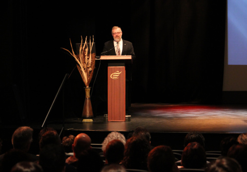 M. Raymond-Robert Tremblay, directeur général