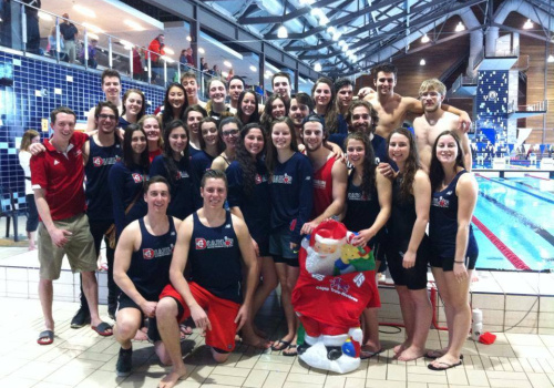 L’équipe de natation 2015 des Diablos.