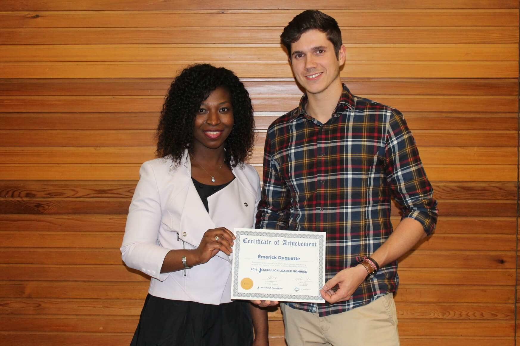 Bénédicte N'Dri, directrice de la Fondation et Émerick Duquette gagnant de la bourse Schulich Leader.