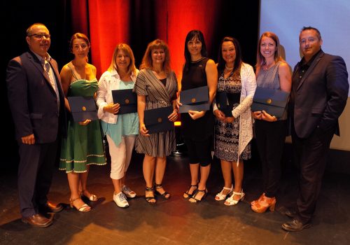 Denis Rousseau, Lynda Méthot, Carole Paquin Patricia Ayotte, Sylvie Léveillé, Marie-Annick Gicquel, Caroline Isabelle et Louis Gendron, dg cégep TR