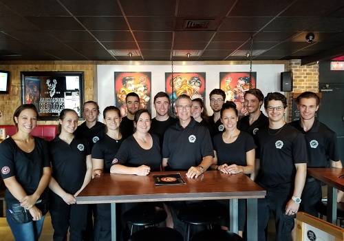 Les étudiants de Techniques policières autour d'une table