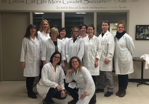 Des enseignants en Soins infirmiers visitent le laboratoire d’anatomie humaine de l’UQTR