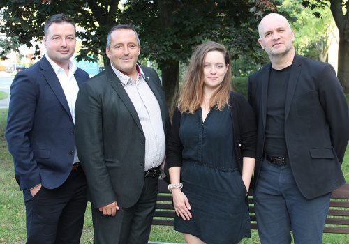 Simon Lévesque, directeur adjoint à l’innovation, Louis Gendron, directeur général, la conférencière Anne-Sophie Gousse-Lessard et Jean Fournier, enseignant et président du Syndicat des professeurs et professeures