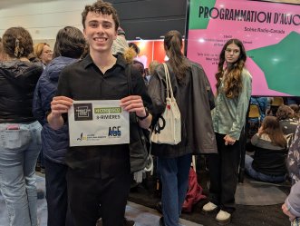 Félix Lapointe a représenté le cégep au Prix littéraire des collégiens