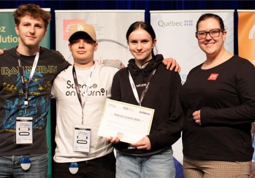 Science, on tourne ! 2025. Prix du design (bourse de 1 000 $ offerte par l’École de technologie supérieure) Lauréats : Rosabelle Blais, Ludovic Gaulin et Jérôme Beaulac, du Cégep de Trois-Rivières.