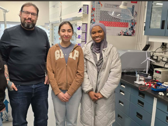 Visite de l’Institut de recherche sur l’hydrogène par 2 apprenantes chercheuses du Parcours scientifique