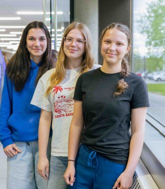Trois futures étudiantes